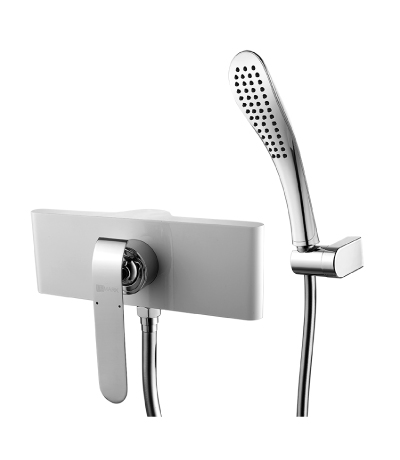 Душевой уголок Gutewetter Practic Rectan GK-402 95x70 (матовый хром/стекло бесцветное) фото 2 душевой уголок gutewetter practic rectan gk-402 95x70 (матовый хром/стекло бесцветное) фото 2